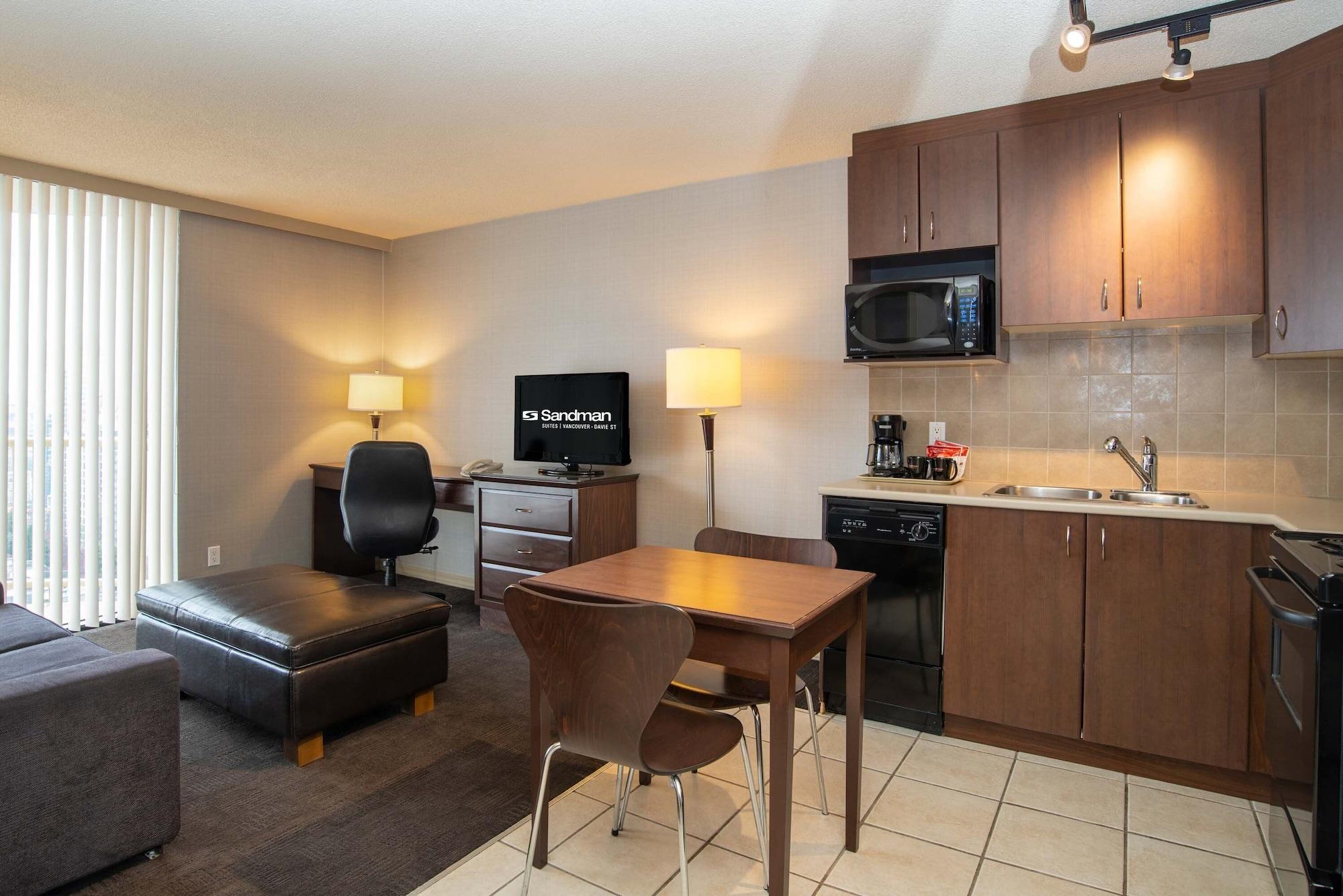 Sandman Suites Vancouver On Davie Dış mekan fotoğraf