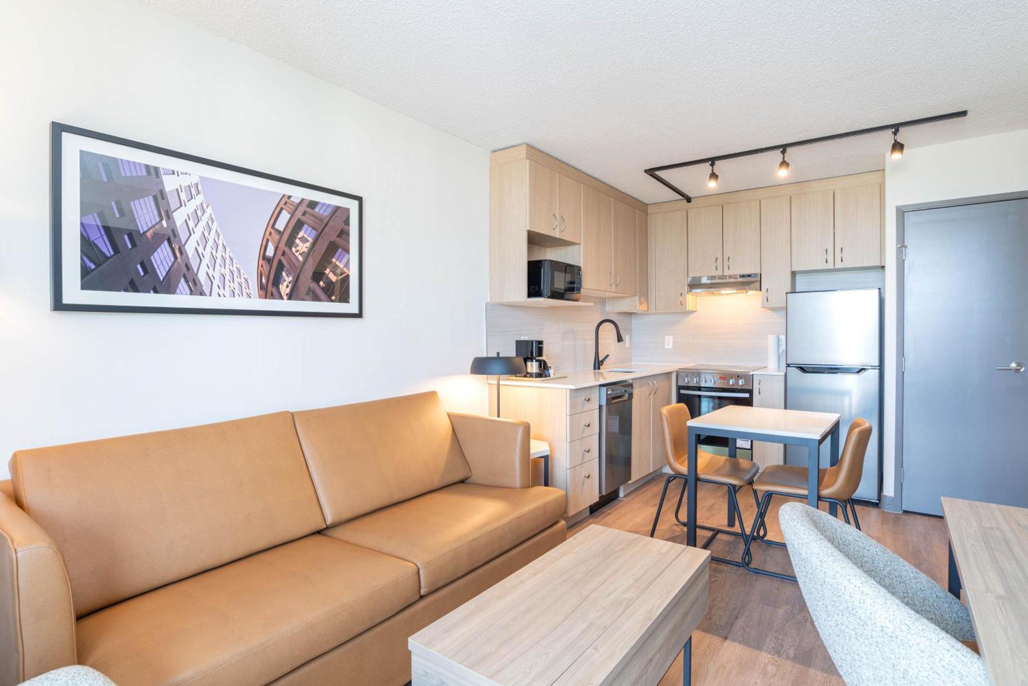 Sandman Suites Vancouver On Davie Dış mekan fotoğraf
